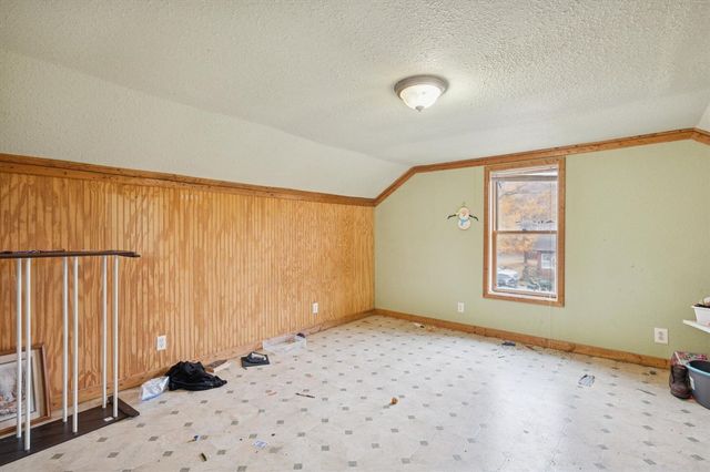 26412 H Drive, Albion, MI 49224