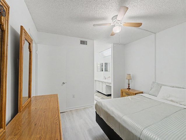 6800 Royal Palm Boulevard 207f, Margate, FL 33063