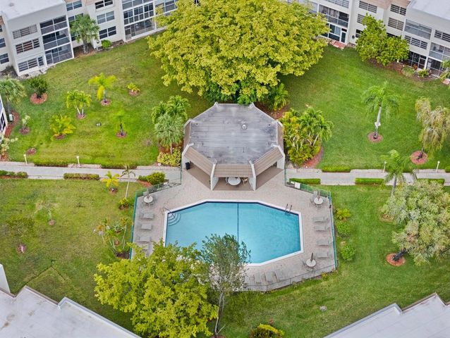 6800 Royal Palm Boulevard 207f, Margate, FL 33063