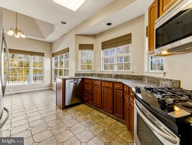176 BILLOWS DR, Mount Royal, NJ 08061