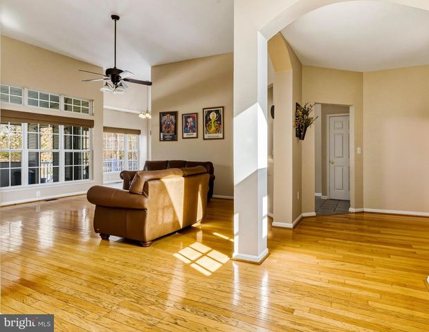 176 BILLOWS DR, Mount Royal, NJ 08061