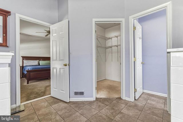176 BILLOWS DR, Mount Royal, NJ 08061