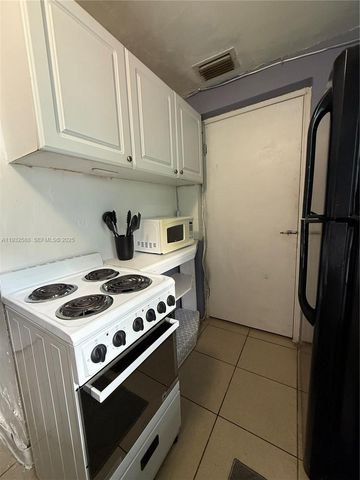 3830 SW 11th St 3830, Fort Lauderdale, FL 33312