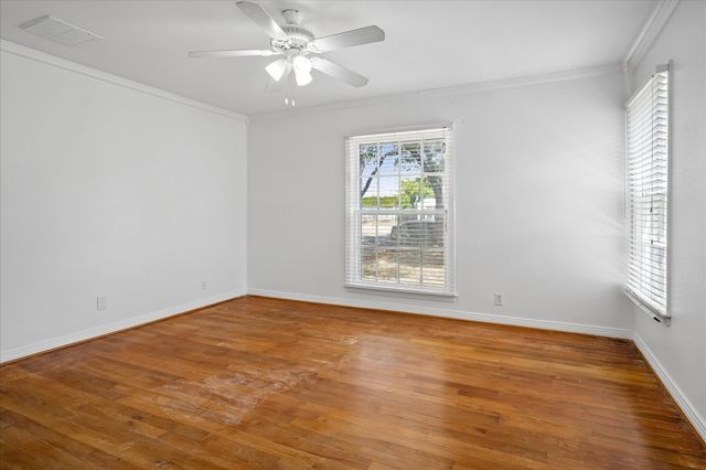 1217 Fuller Drive, Dallas, TX 75218