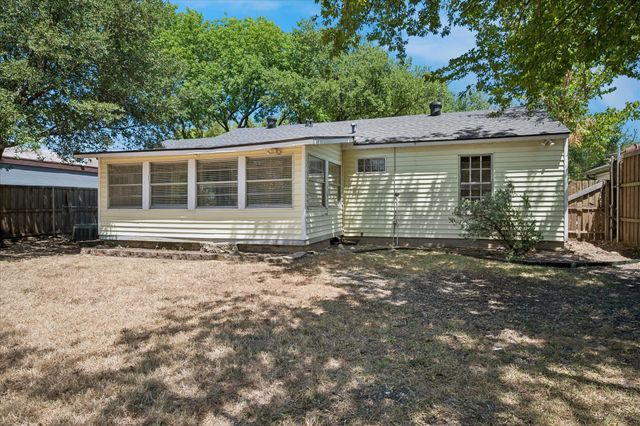 1217 Fuller Drive, Dallas, TX 75218