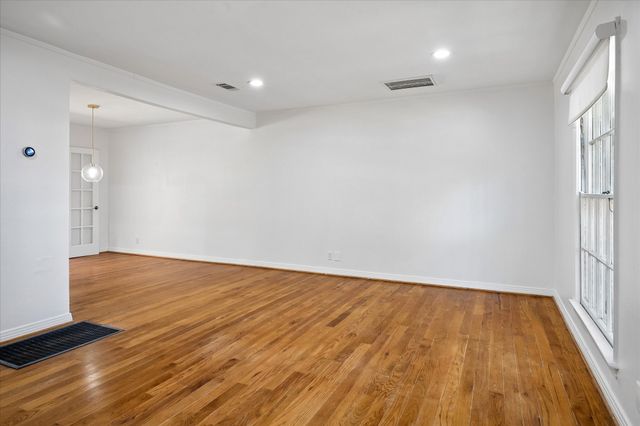 1217 Fuller Drive, Dallas, TX 75218