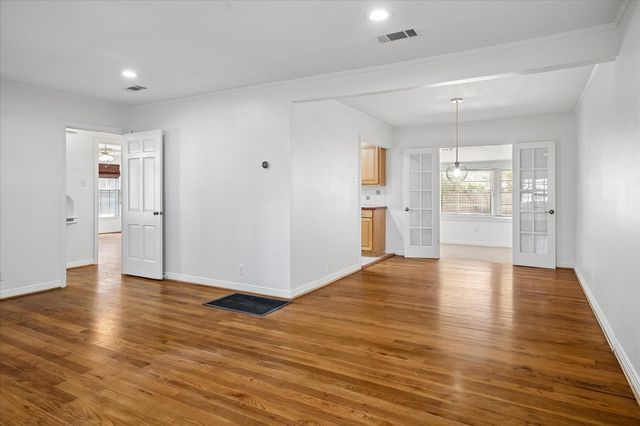 1217 Fuller Drive, Dallas, TX 75218