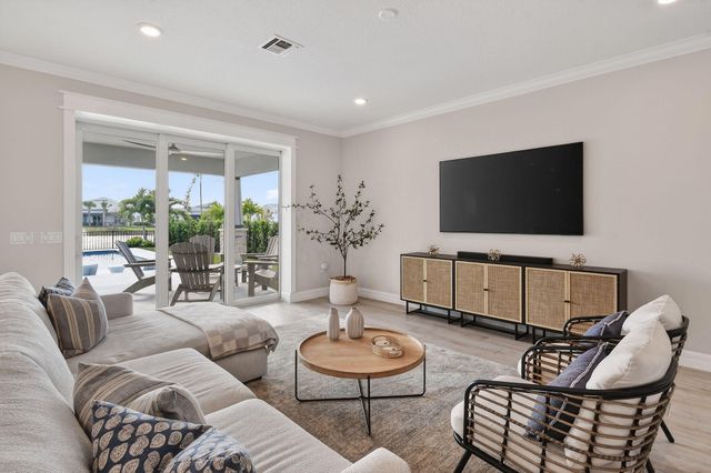 10764 Northbrook Circle, Palm Beach Gardens, FL 33412