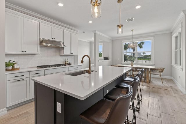 10764 Northbrook Circle, Palm Beach Gardens, FL 33412