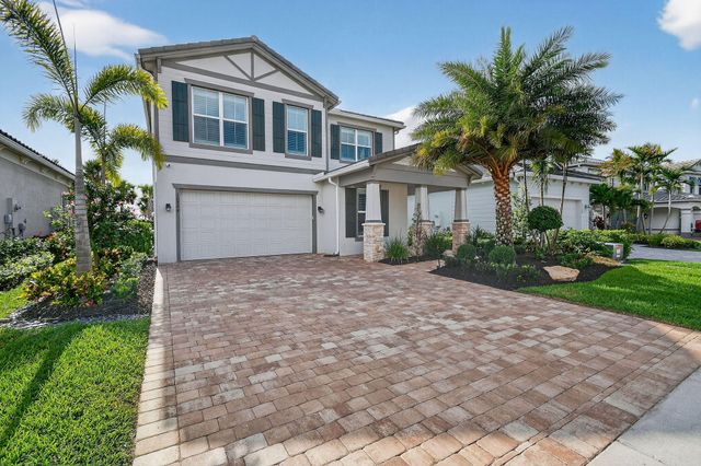 10764 Northbrook Circle, Palm Beach Gardens, FL 33412
