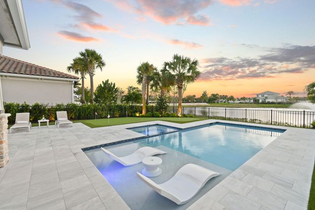 10764 Northbrook Circle, Palm Beach Gardens, FL 33412