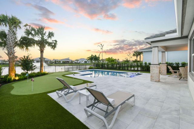 10764 Northbrook Circle, Palm Beach Gardens, FL 33412