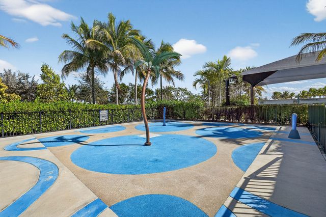 10764 Northbrook Circle, Palm Beach Gardens, FL 33412