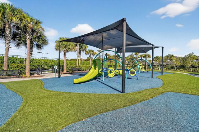 10764 Northbrook Circle, Palm Beach Gardens, FL 33412