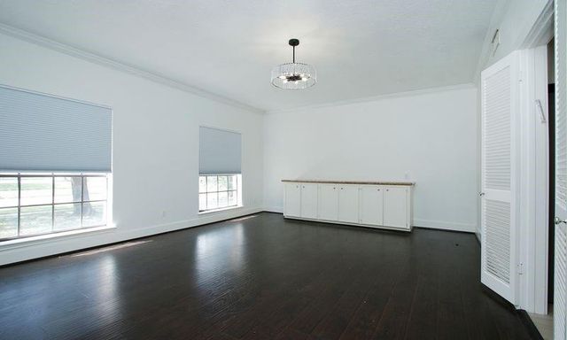 8006 Albin Lane, Houston, TX 77071