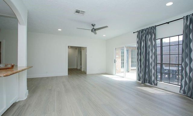 8006 Albin Lane, Houston, TX 77071