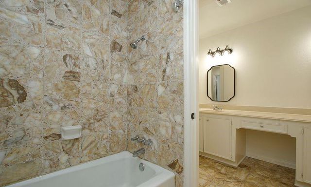 8006 Albin Lane, Houston, TX 77071