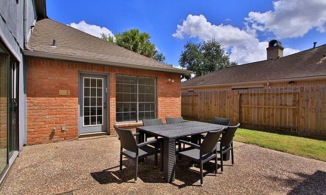 8006 Albin Lane, Houston, TX 77071