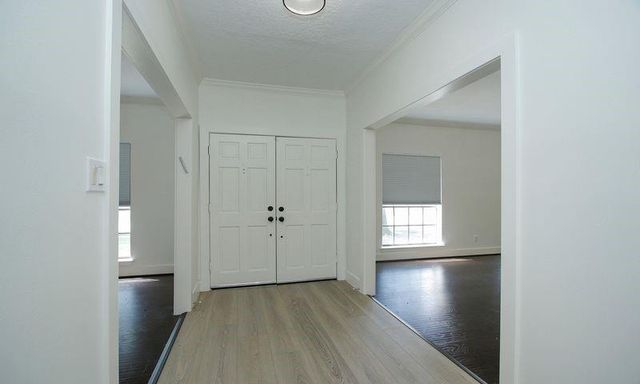 8006 Albin Lane, Houston, TX 77071