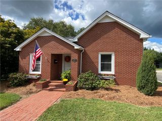 1125 Mitchell Street, Mount Airy, NC 27030
