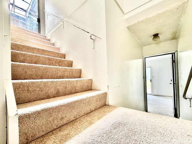 19 Blossom Court, Daly City, CA 94014