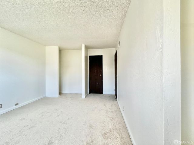 19 Blossom Court, Daly City, CA 94014