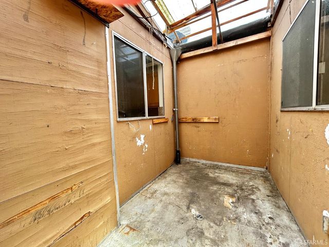 19 Blossom Court, Daly City, CA 94014