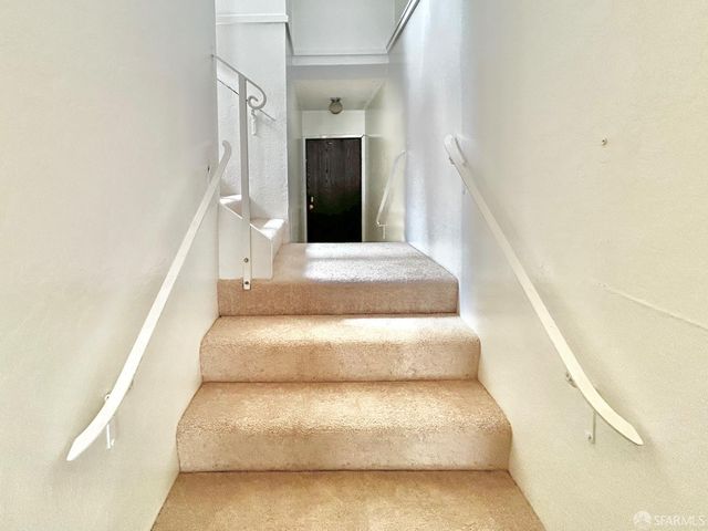 19 Blossom Court, Daly City, CA 94014