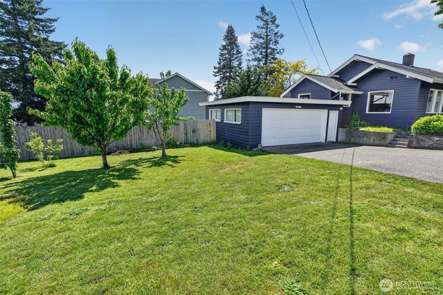 1789 Kok Road, Lynden, WA 98264