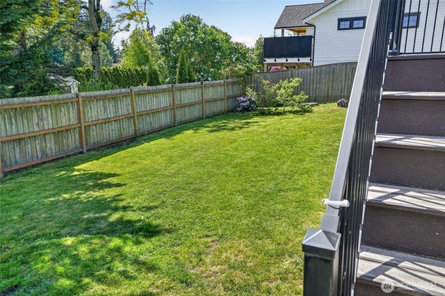 1789 Kok Road, Lynden, WA 98264