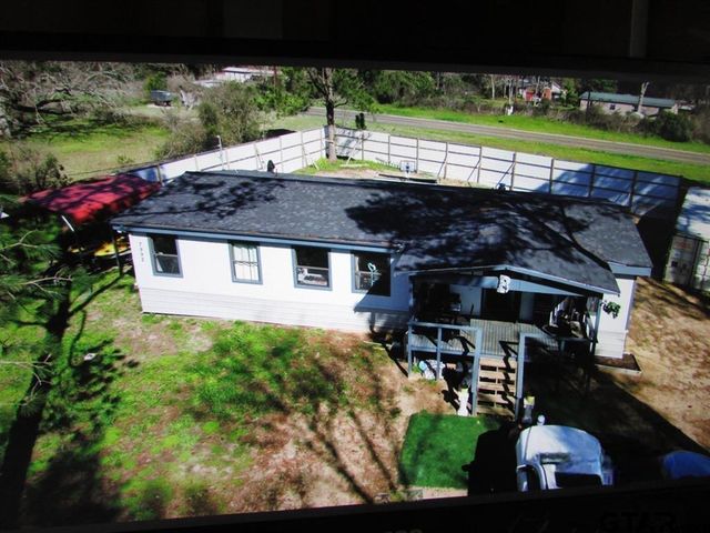 7992 Sims Drive, Frankston, TX 75763