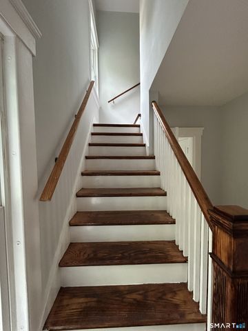 53 Park Road, Hamden, CT 06517