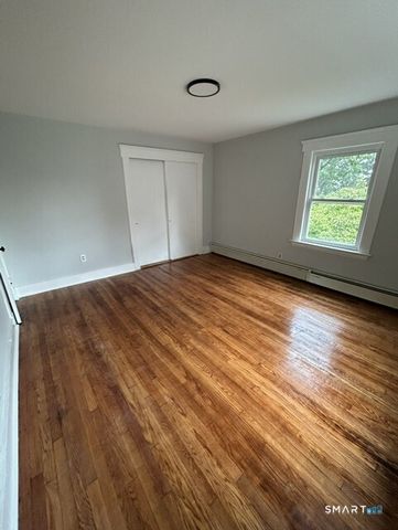 53 Park Road, Hamden, CT 06517