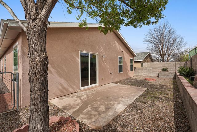 3798 Cattle Drive NE, Rio Rancho, NM 87144