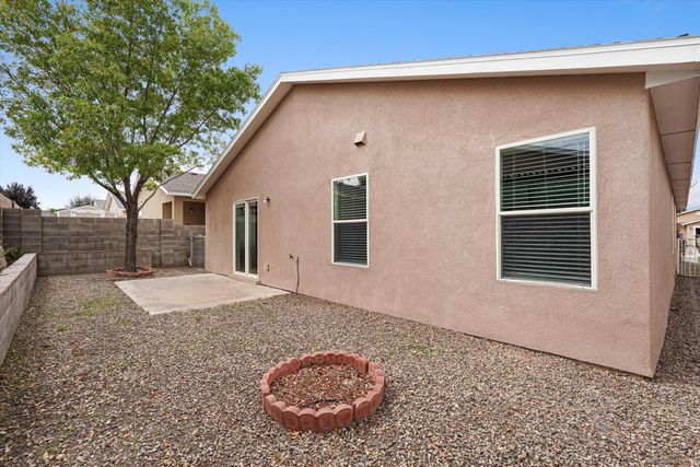 3798 Cattle Drive NE, Rio Rancho, NM 87144