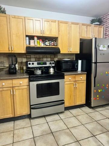 179 STONEGATE DR, Frederick, MD 21702