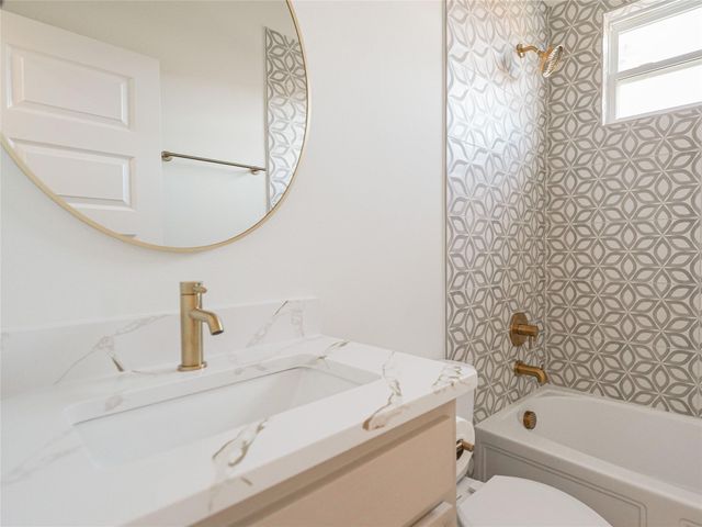 4307 Jamaica Street, Dallas, TX 75210