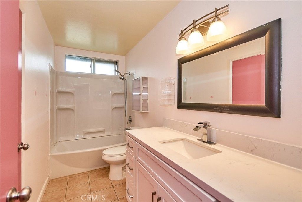 Image 17 of property listing at 23507 Twin Spring, Diamond Bar, CA 91765
