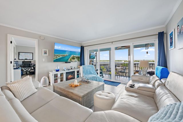 1523 E Hillsboro Boulevard 835, Deerfield Beach, FL 33441