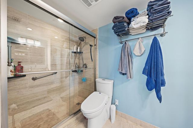 1523 E Hillsboro Boulevard 835, Deerfield Beach, FL 33441