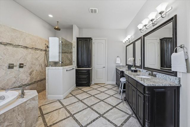 12408 Villa Milano Drive, Fort Worth, TX 76126