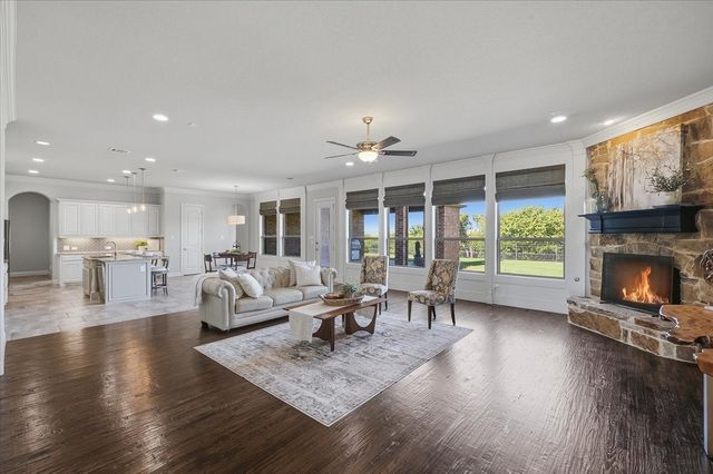 12408 Villa Milano Drive, Fort Worth, TX 76126