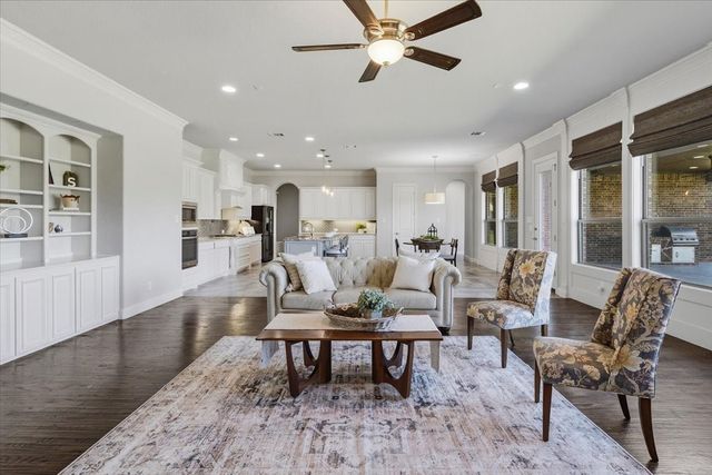 12408 Villa Milano Drive, Fort Worth, TX 76126
