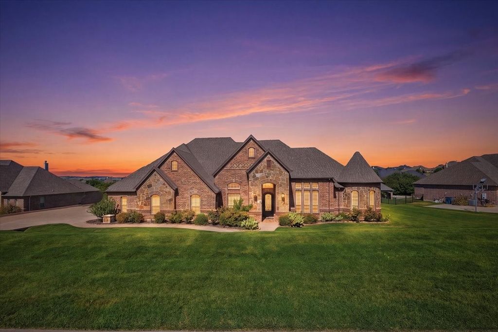 12408 Villa Milano Drive, Fort Worth, TX 76126
