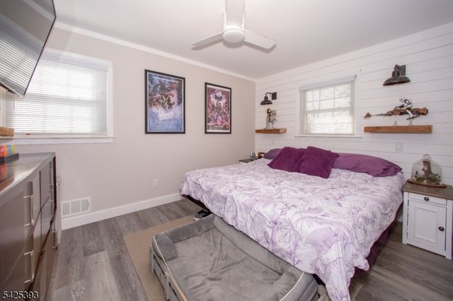 802 Riverbend Dr, Clark Twp., NJ 07066