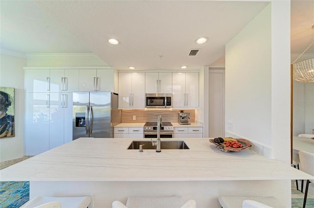 8403 GRAND ESTUARY TRAIL 202, Bradenton, FL 34212