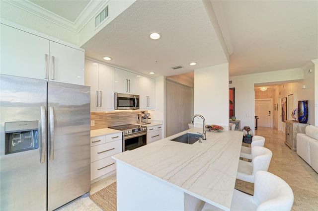 8403 GRAND ESTUARY TRAIL 202, Bradenton, FL 34212