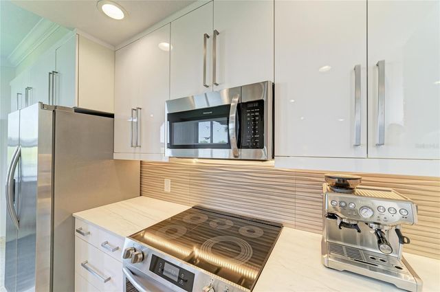 8403 GRAND ESTUARY TRAIL 202, Bradenton, FL 34212