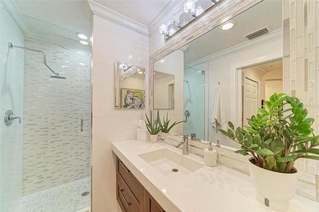 8403 GRAND ESTUARY TRAIL 202, Bradenton, FL 34212