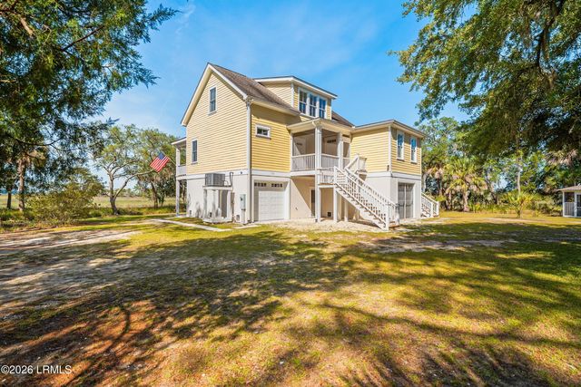 170 Cassena Island Drive, Lady's Island, SC 29907